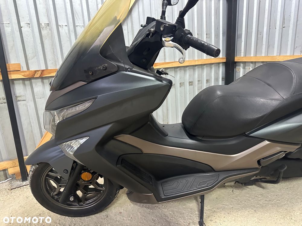 Kymco X-Town - 8