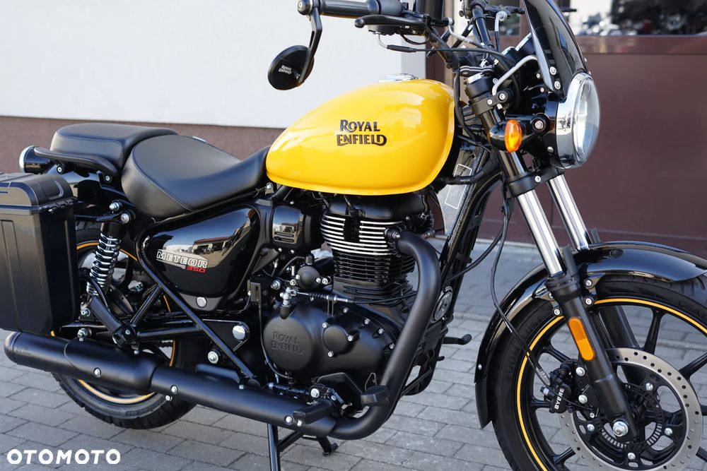 Royal Enfield Meteor - 13