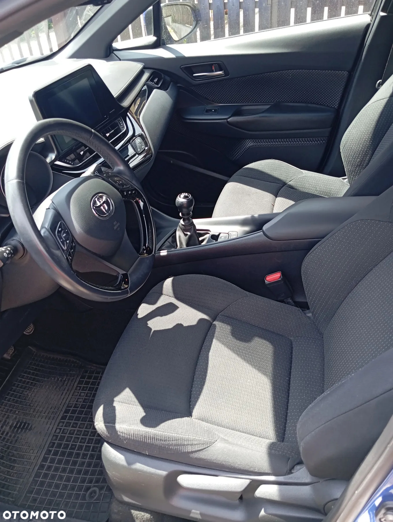 Toyota C-HR - 13