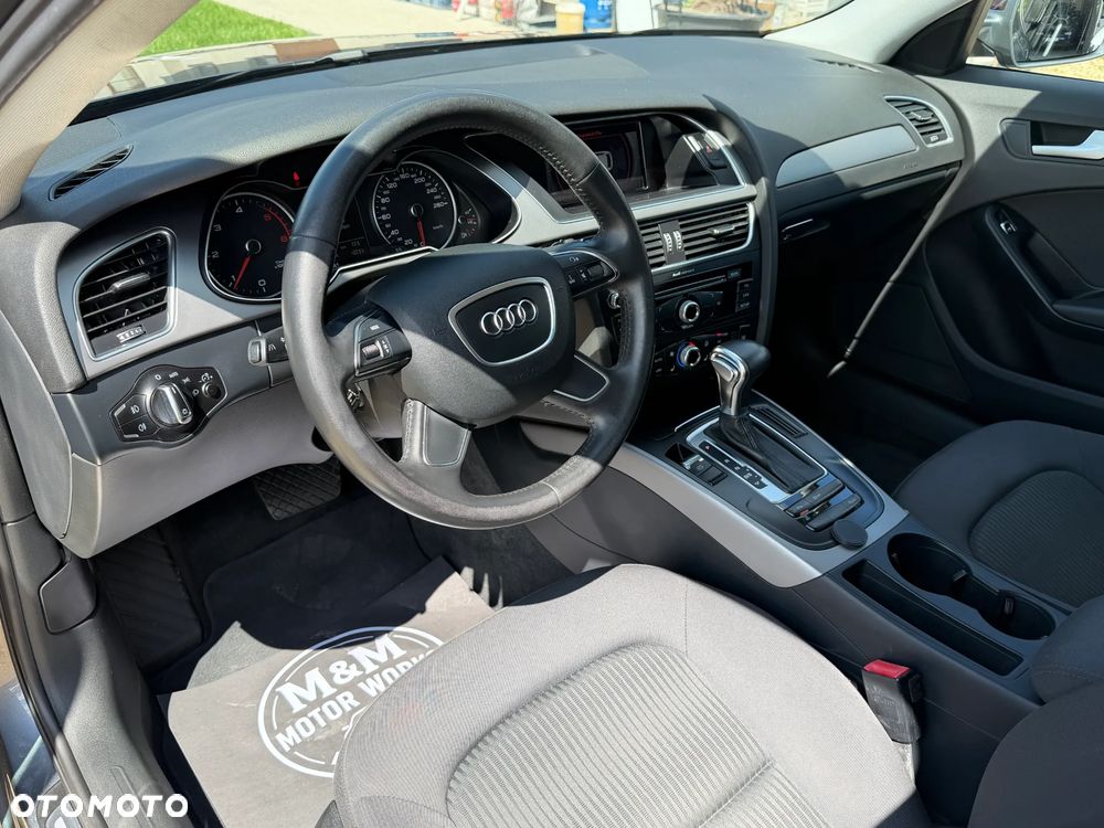 Audi A4 Avant 2.0 TDI DPF clean diesel multitronic S line Sportpaket - 14
