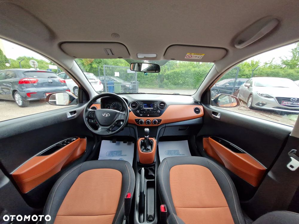 Hyundai i10 1.0 Premium - 24