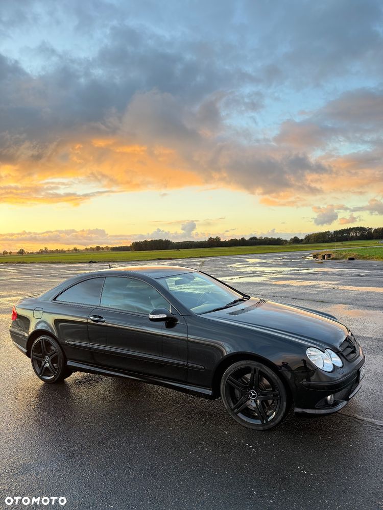 Mercedes-Benz CLK - 8