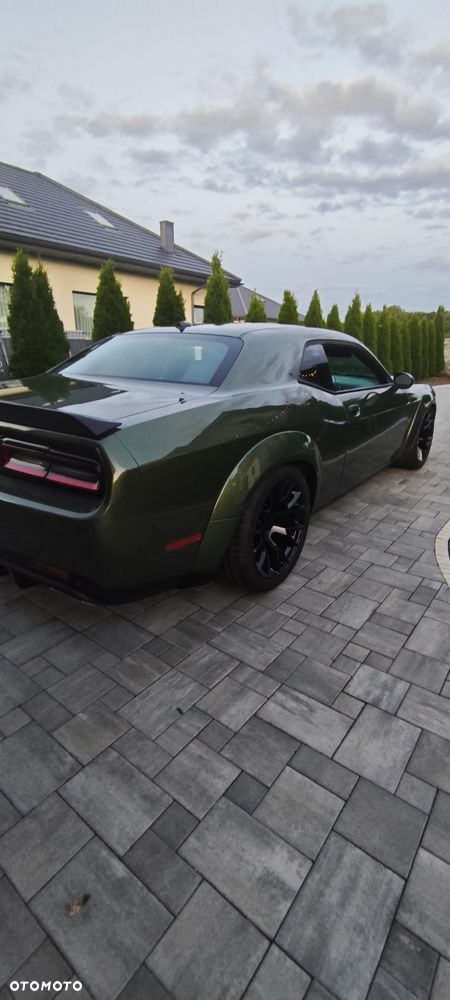 Dodge Challenger 5.7 R/T - 7