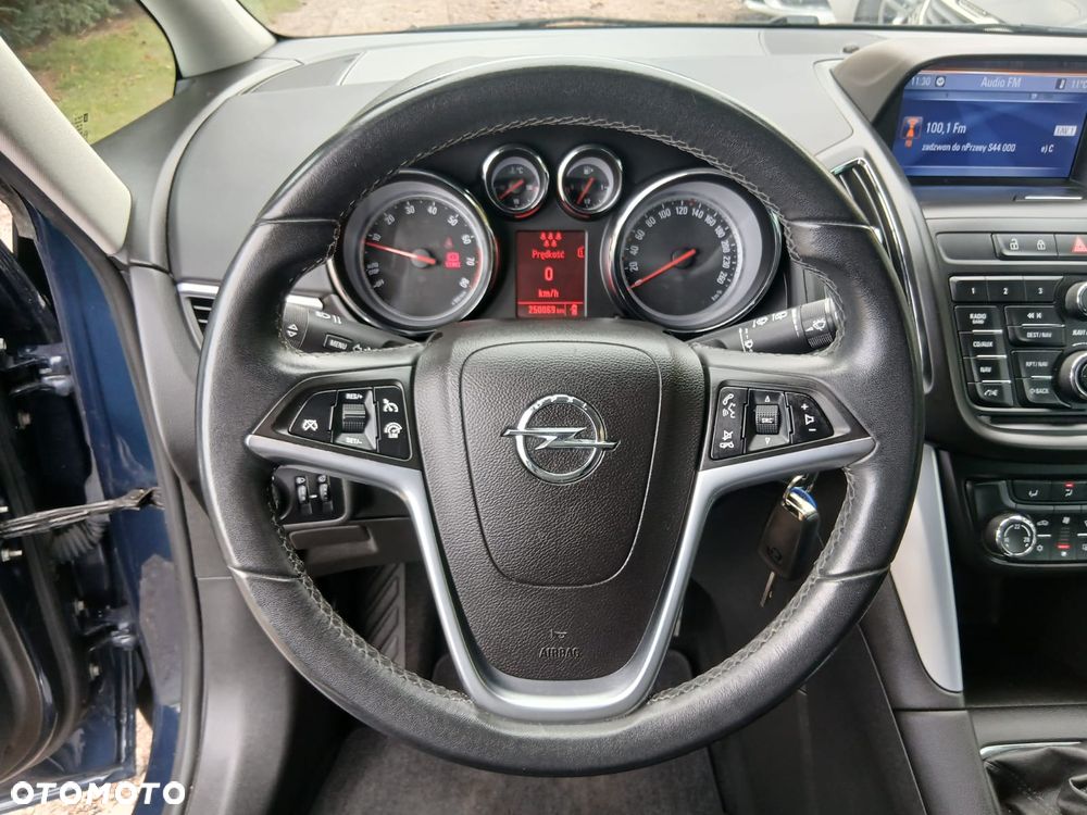 Opel Zafira 1.4 T Enjoy - 21