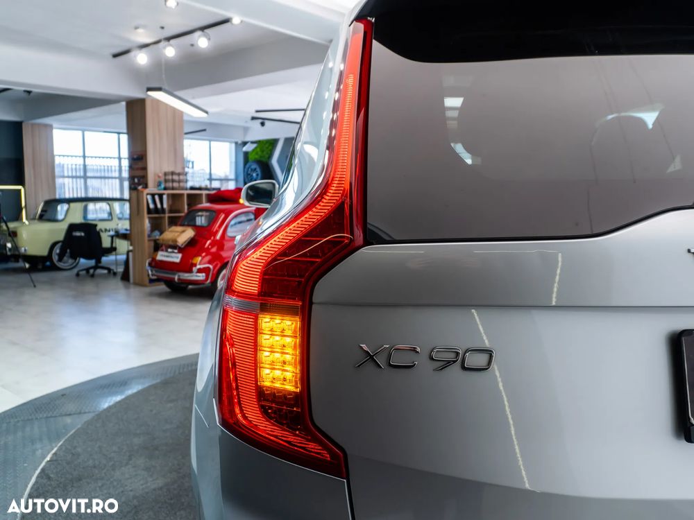 Volvo XC 90 T8 AWD Recharge Geartronic Inscription - 17