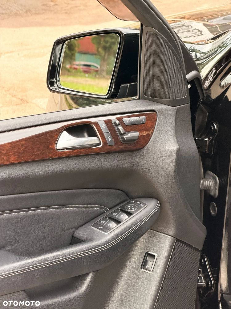 Mercedes-Benz ML 350 4MATIC (BlueEFFICIENCY) 7G-TRONIC - 13