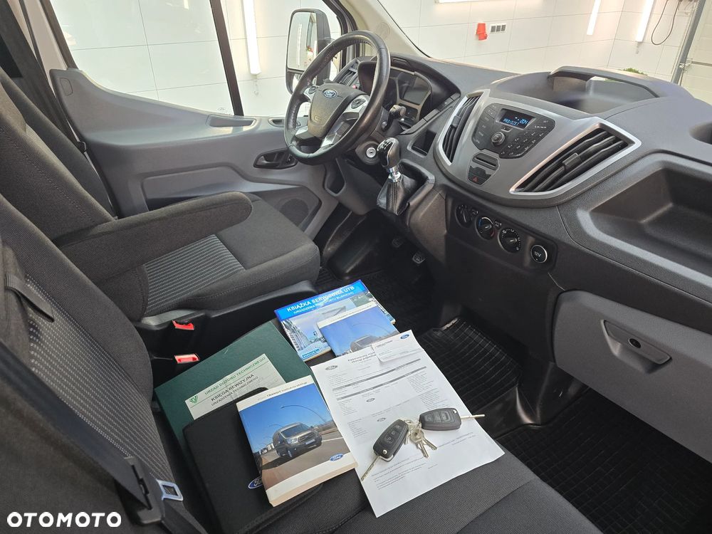 Ford TRANSIT 350-170 IZOTERMA WINDA 750Kg 48 Tyś Km SERWIS ASO FORD DO OSTATNIEGO Km SALON PL STAN JAK NOWY TEMPOMAT KLIMA ELKTRYKA ASYSTEN KIEROWCY WZMOCNIONE TYLNE ZAWIESZENIE RESOR + PODUSZKI PNEŁMATYCZNE - 2