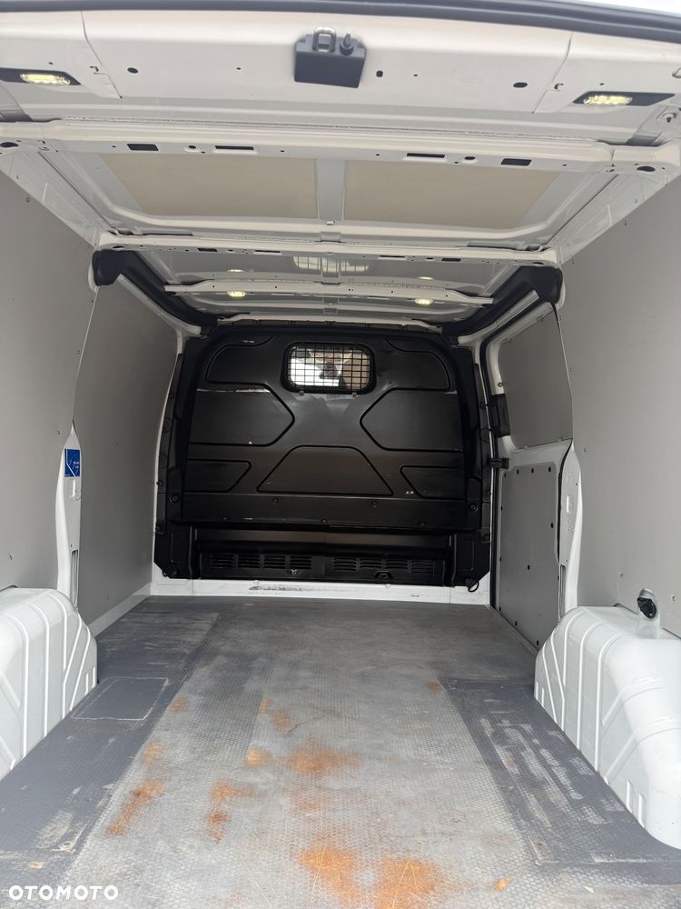 Ford Transit Custom - 21