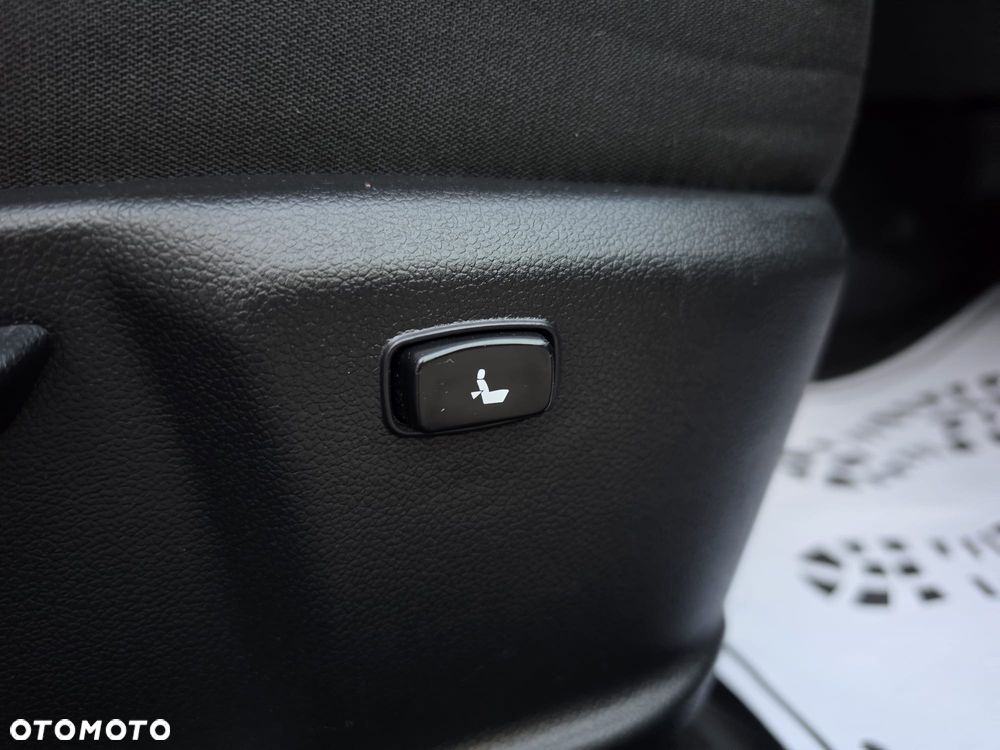 Kia Ceed 1.6 GDI DCT Platinum Edition - 30