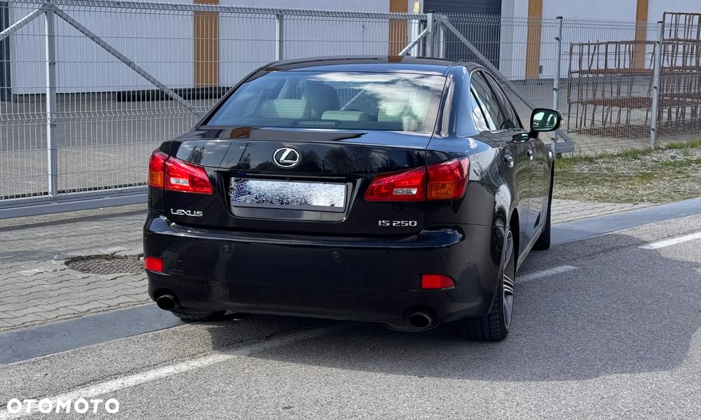 Lexus IS 250 Luxury Line - 8