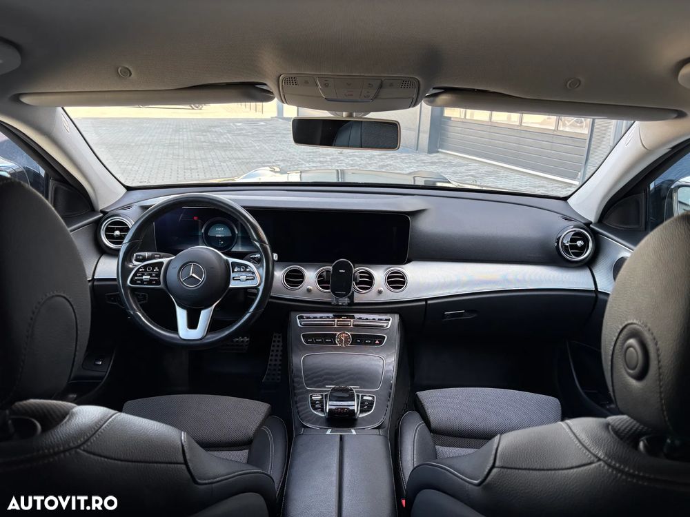 Mercedes-Benz E 220 d 4Matic 9G-TRONIC - 12