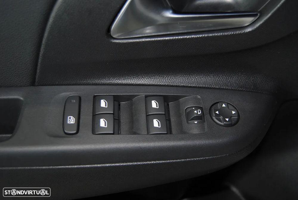 Opel Corsa-e e-GS - 23