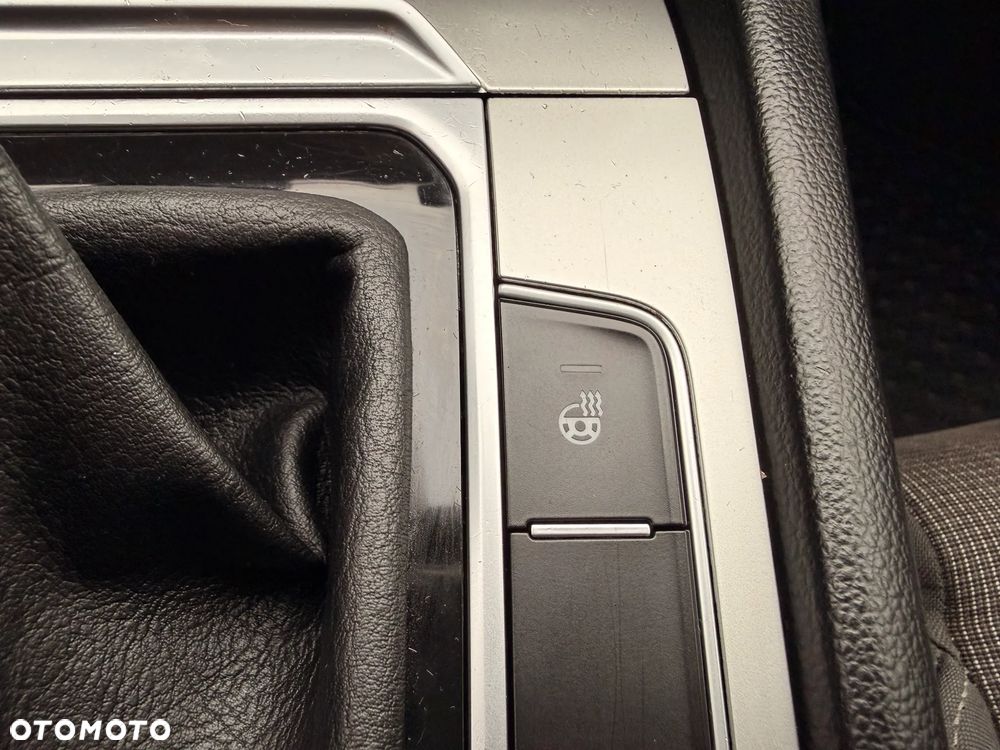 Volkswagen Passat 2.0 TDI DSG (BlueMotion Technology) Highline - 18