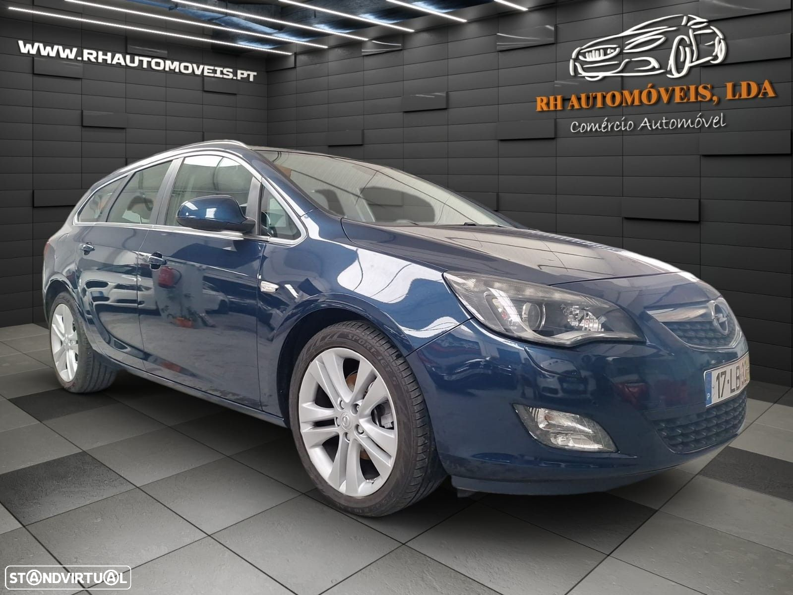 Opel Astra 1.7 CDTi Cosmo - 2