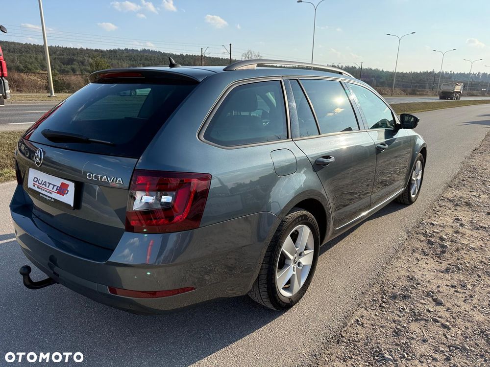 Skoda Octavia 1.6 TDI DSG Style - 17