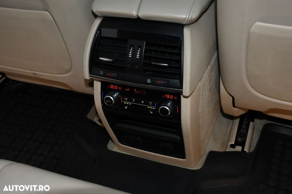 BMW X5 M M50d - 33