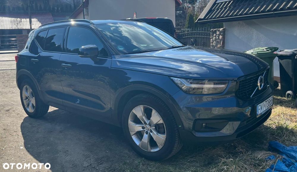 Volvo XC 40 B4 AWD Plus Bright - 2