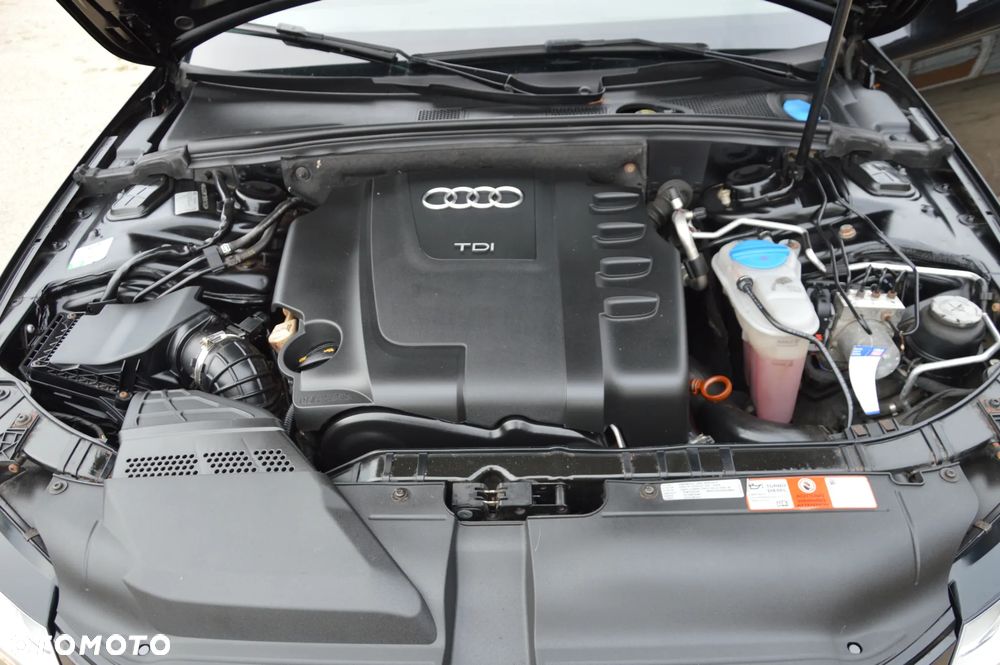 Audi A4 Avant 2.0 TDI Limited Edition - 2