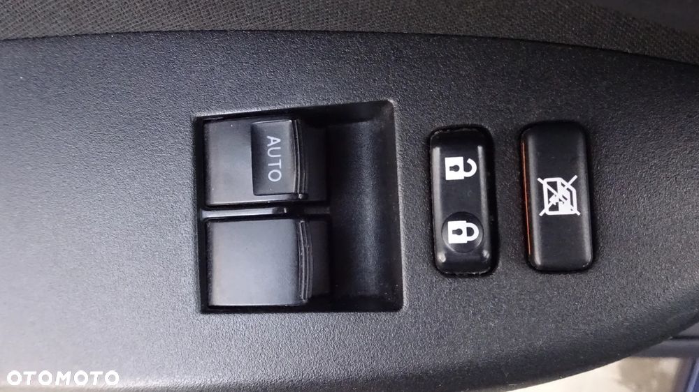 Toyota Corolla 1.6 Terra - 13