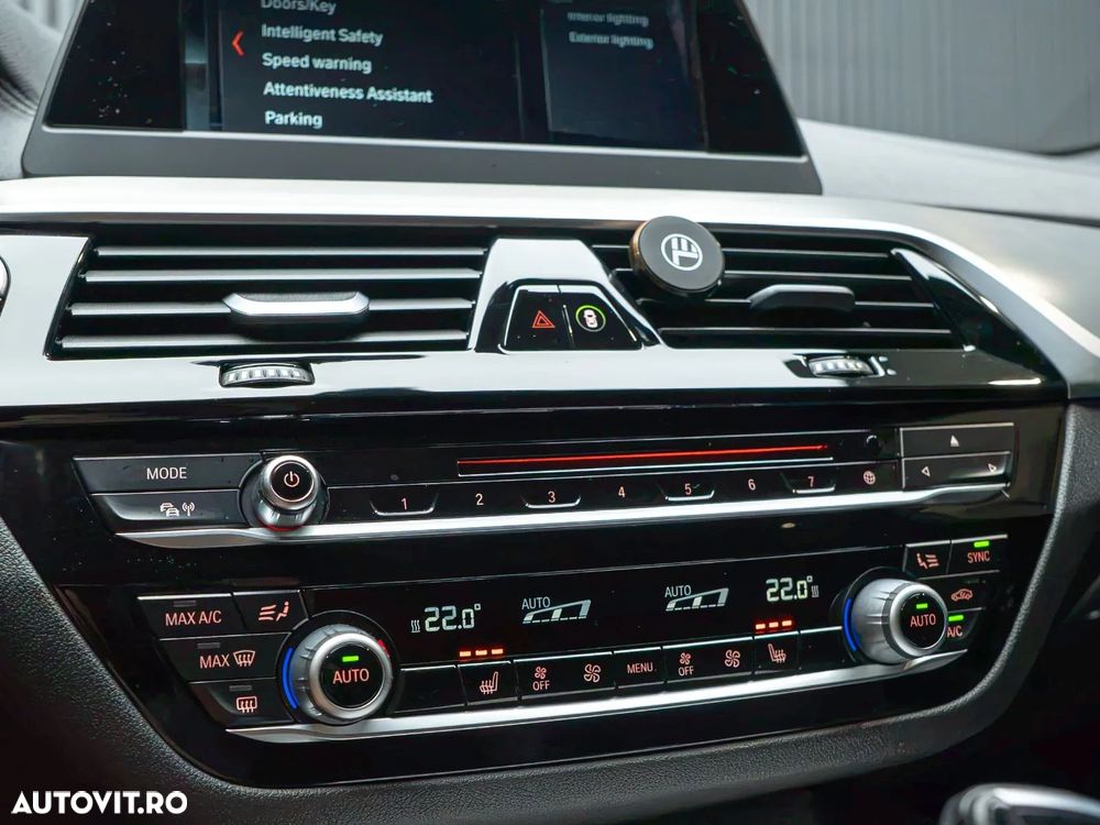 BMW Seria 5 530d xDrive AT - 21