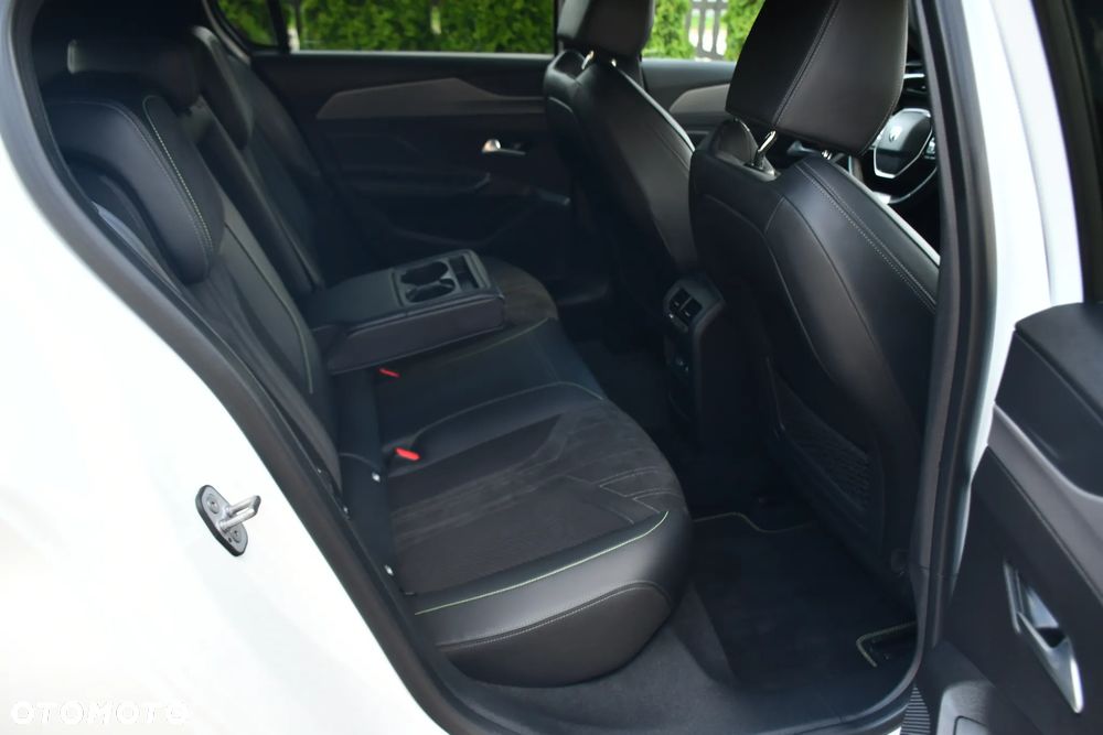 Peugeot 308 1.6 Hybrid PHEV GT Pack EAT8 - 9