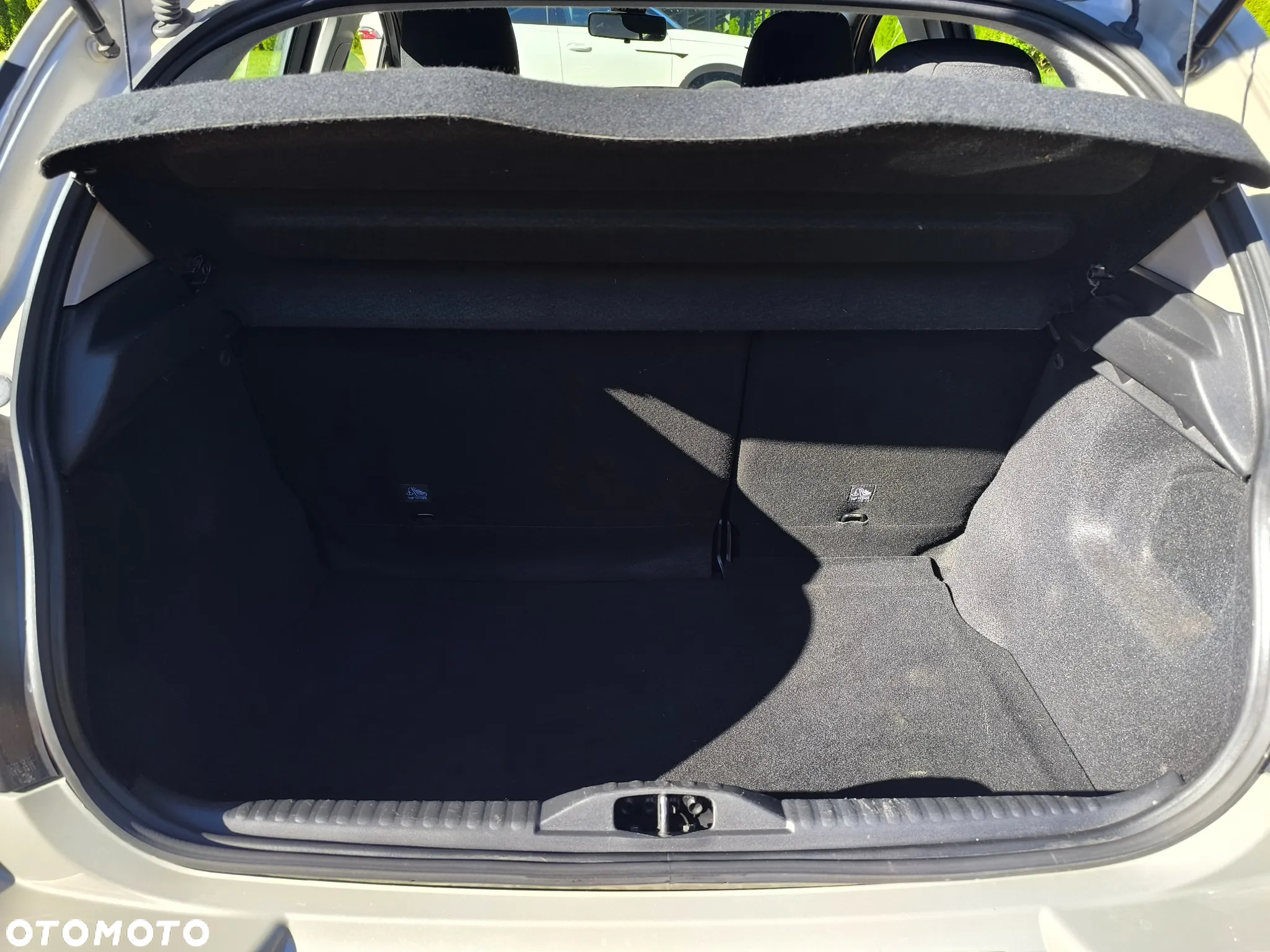 Citroën C3 1.2 PureTech C-Series - 12