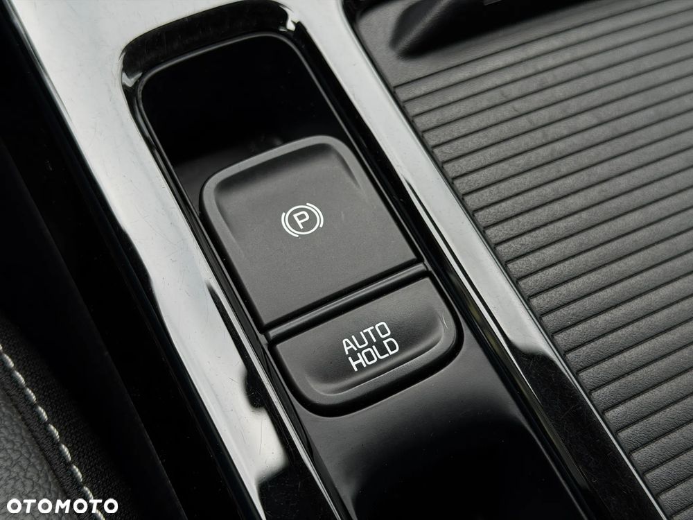 Kia Ceed 1.5 T-GDI Business Line DCT - 23