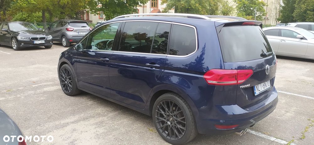 Volkswagen Touran 2.0 TDI BMT Highline - 4
