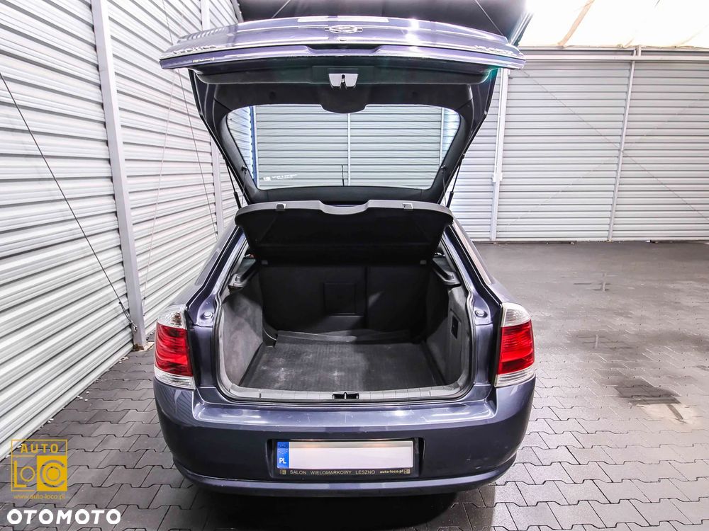 Opel Vectra 1.9 CDTI DPF Cosmo - 12