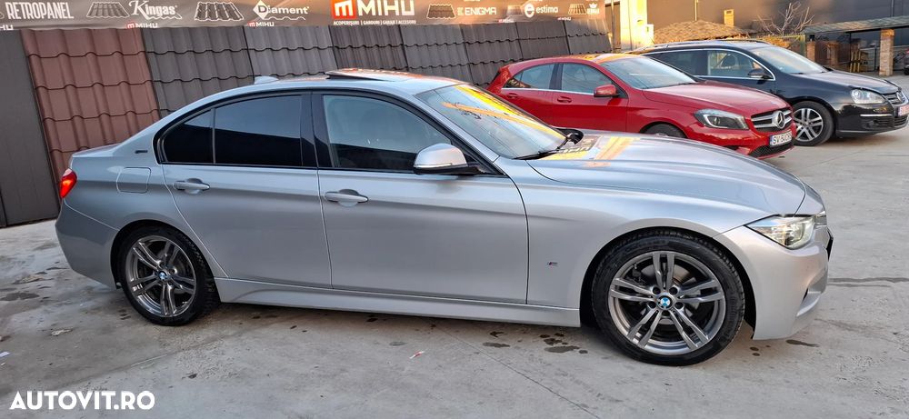 BMW Seria 3 330e iPerformance M Sport - 4