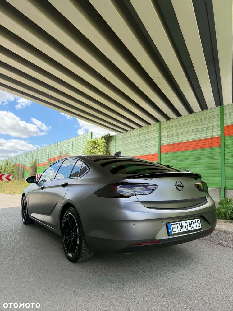 Opel Insignia - 2