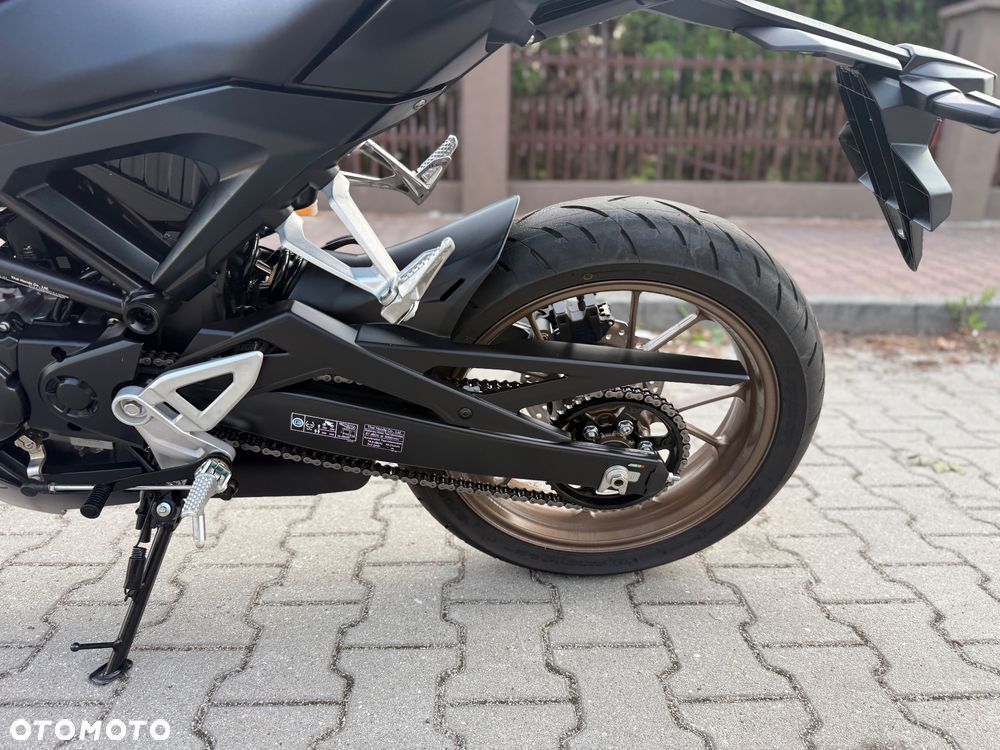 Honda CB - 27