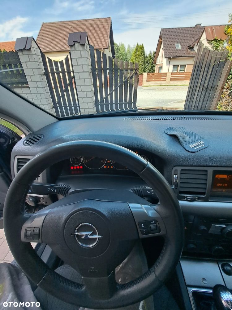 Opel Vectra 1.9 CDTI Cosmo - 9