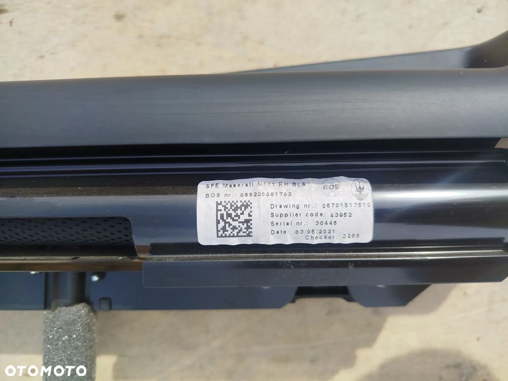 Maserati Levante roleta żaluzja drzwi lewa lewy lewych tył tylnych Mazowieckie Warszawa - 4
