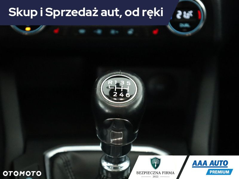 Ford Kuga - 15