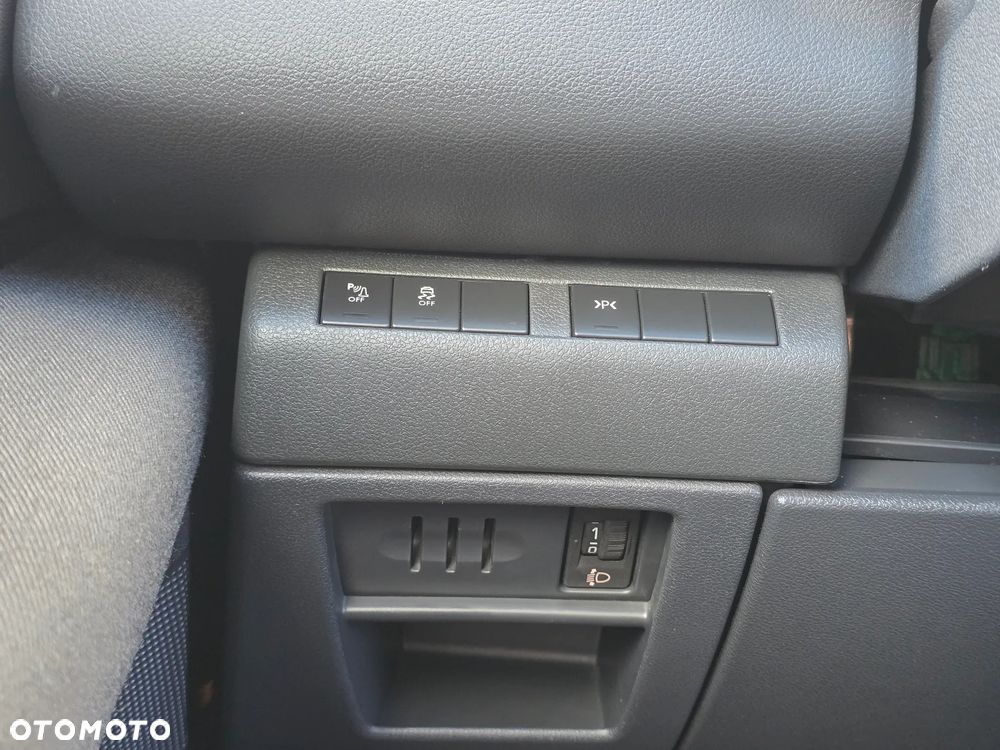 Peugeot 5008 HDI FAP 115 Allure - 32