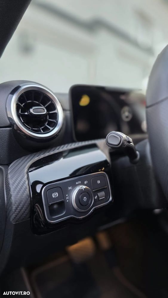 Mercedes-Benz A 180 d 8G-DCT - 21