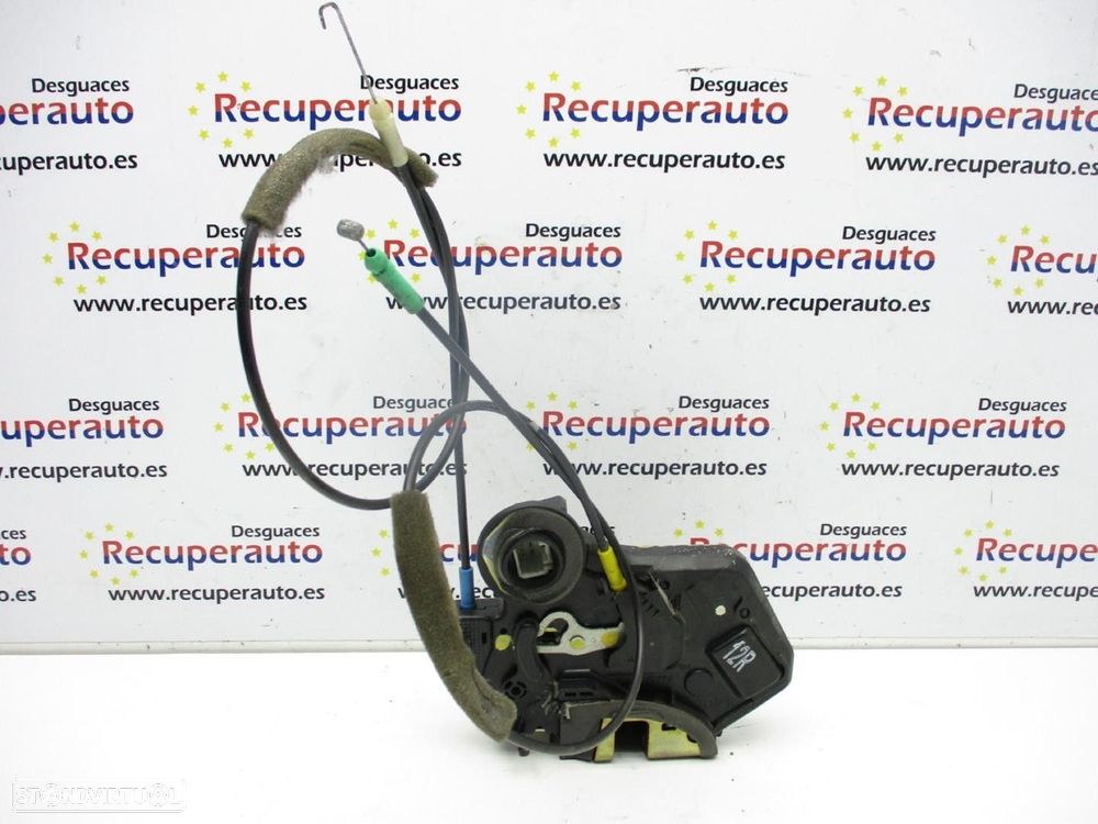FECHADURA PORTA TRASEIRA DIREITA TOYOTA COROLLA VERSO 2004 - 2