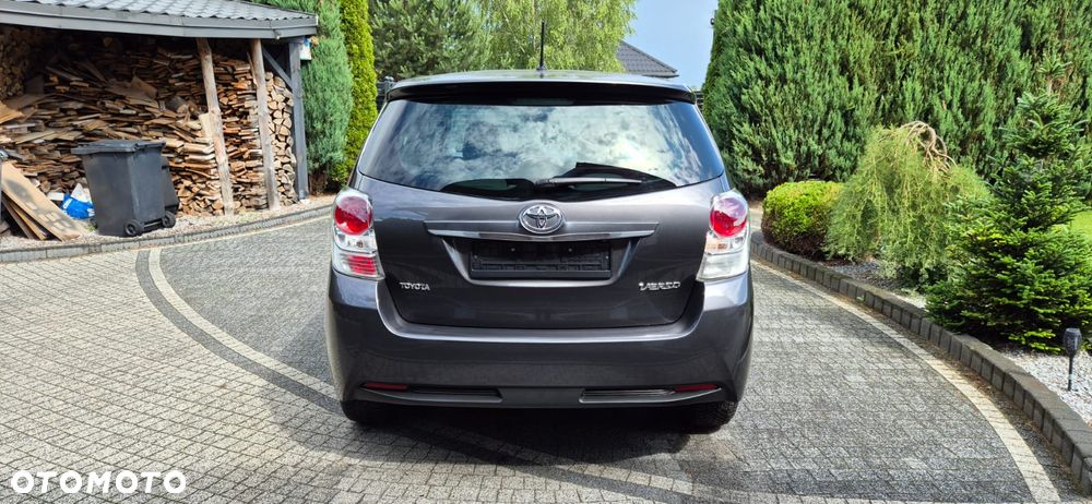 Toyota Verso 1.6 D-4D Premium 7os EU6 - 13