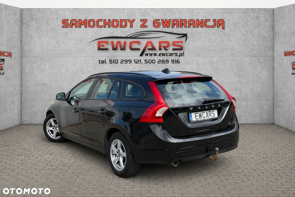 Volvo V60 D3 Drive-E Dynamic Edition (Momentum) - 32