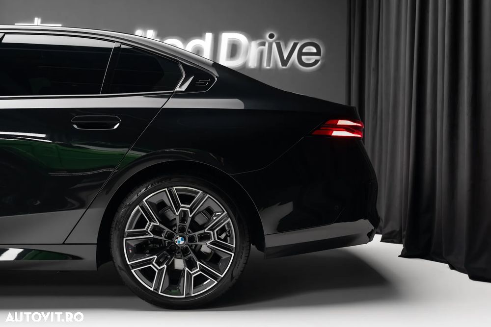 BMW Seria 5 520d xDrive Aut. - 9