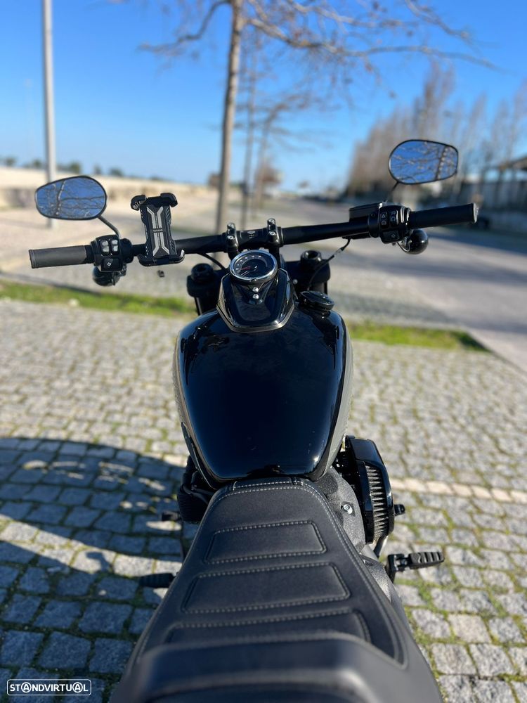 Harley-Davidson Softail FAT BOB 114 - 10