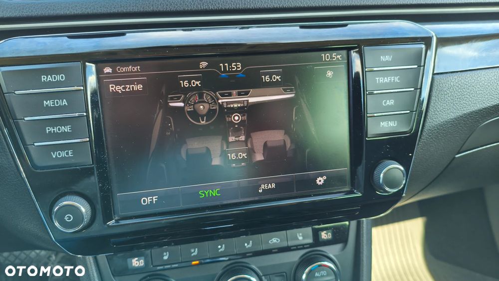 Skoda Superb 2.0 TDI L&K DSG - 5