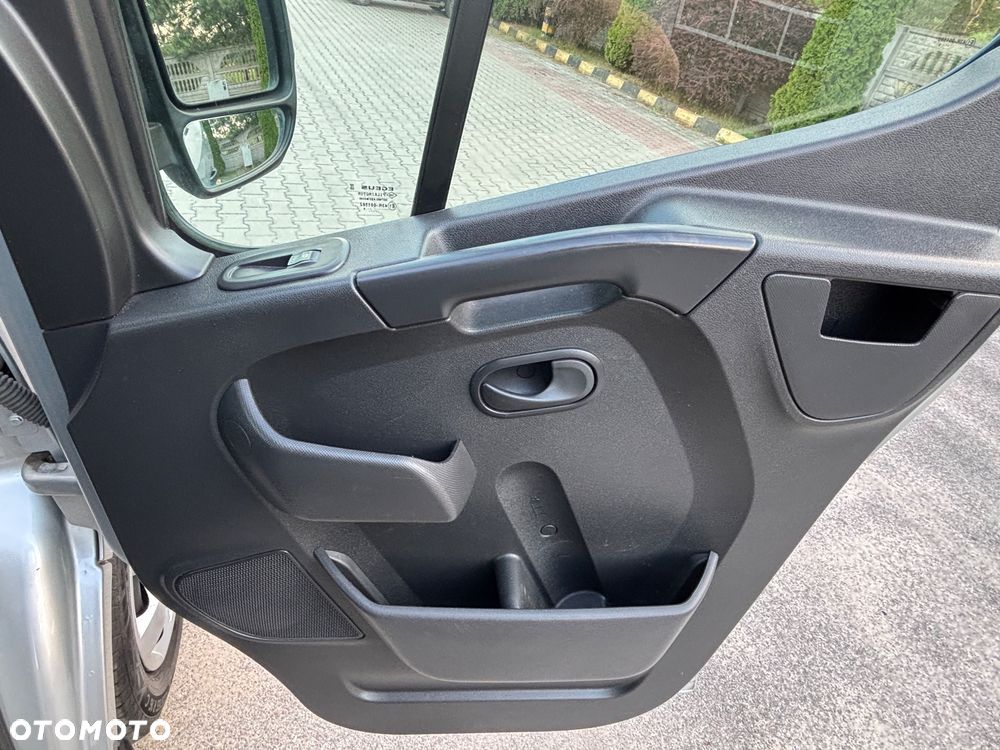 Renault Master - 20