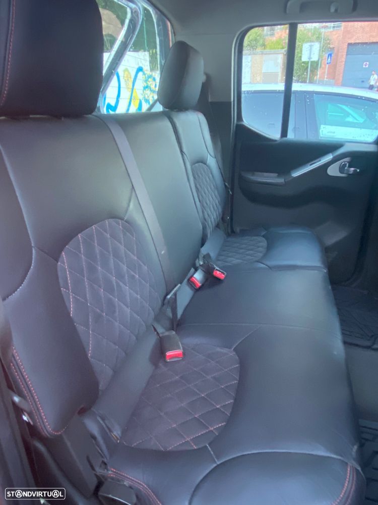 Nissan Navara 2.5 dCi CD LE Hi-Tech +P.Premium 4WD - 18