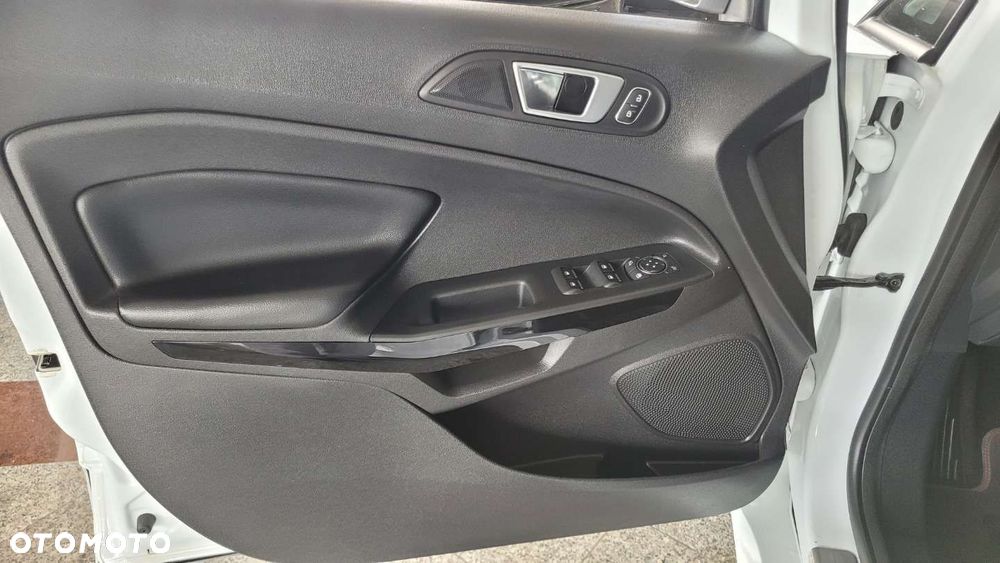Ford EcoSport - 17