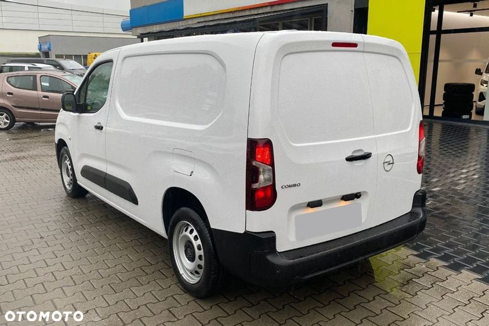 Opel Combo Van XL L2H1 1.5 102KM - 6