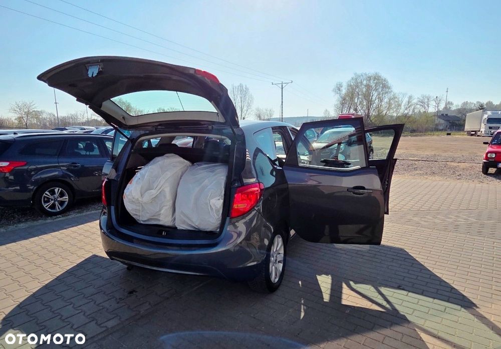 Opel Meriva - 25