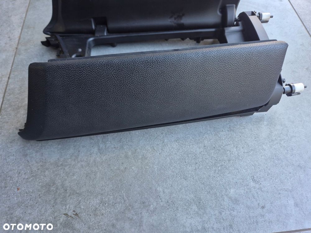 podlokietnik maserati ghibli - 3