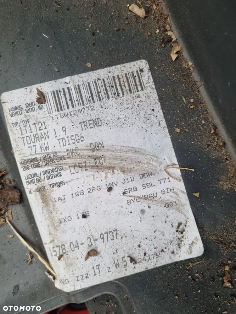 VW touran 1.9 tdi BKC/AVQ skrzynia 5b GQQ lakier LC9Z na części - 7